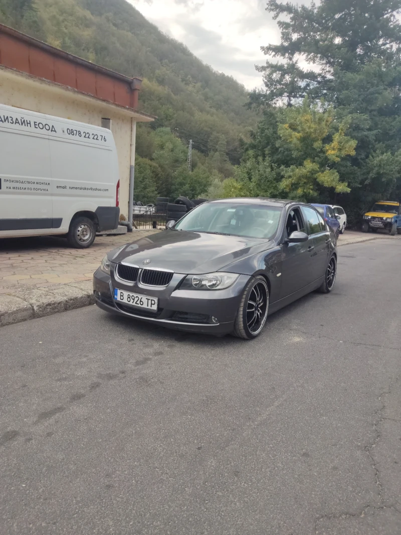 BMW 320, снимка 2 - Автомобили и джипове - 47401641