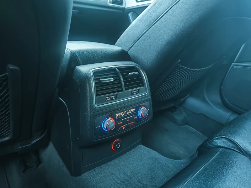 Audi A6 2.0, снимка 11 - Автомобили и джипове - 52741861