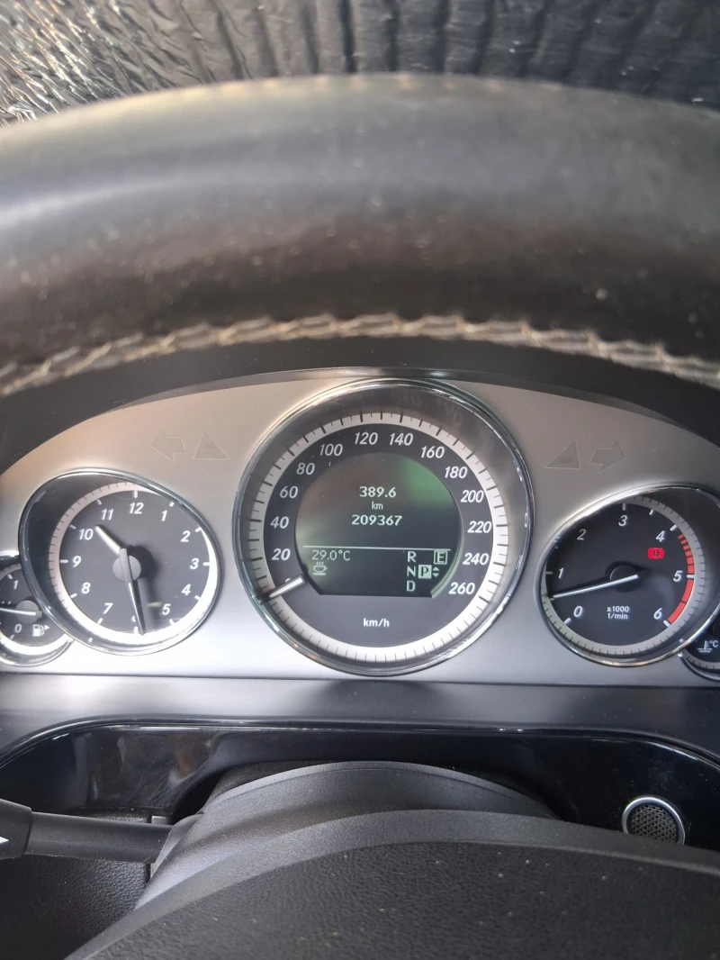 Mercedes-Benz E 350 Mercedes E350 CDI 4matic 265ps , снимка 7 - Автомобили и джипове - 51867187