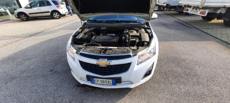 Chevrolet Cruze 1, 8 GPL-газ/бензин, снимка 6 - Автомобили и джипове - 52612438
