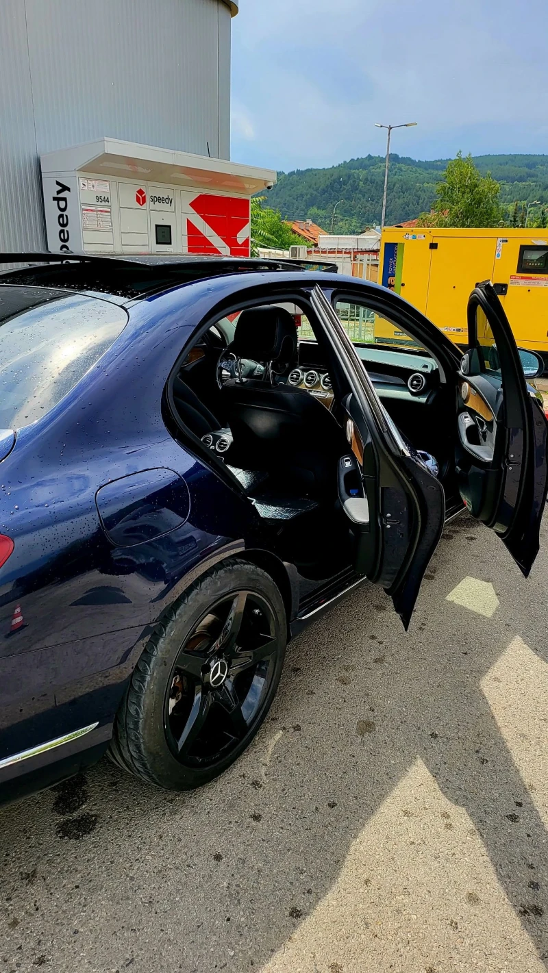 Mercedes-Benz C 200, снимка 5 - Автомобили и джипове - 52726117