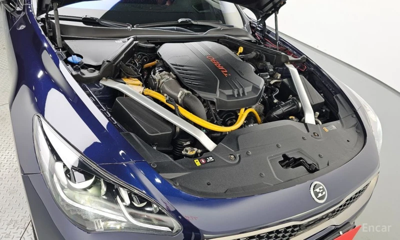 Kia Stinger, снимка 6 - Автомобили и джипове - 53304527