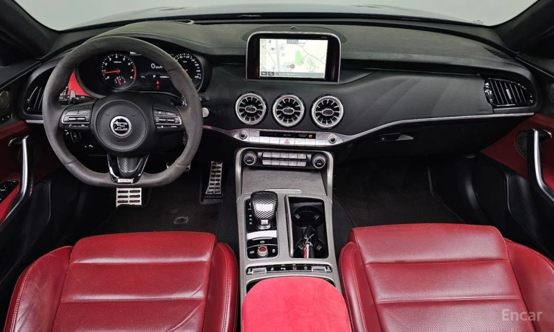 Kia Stinger, снимка 7 - Автомобили и джипове - 53304527