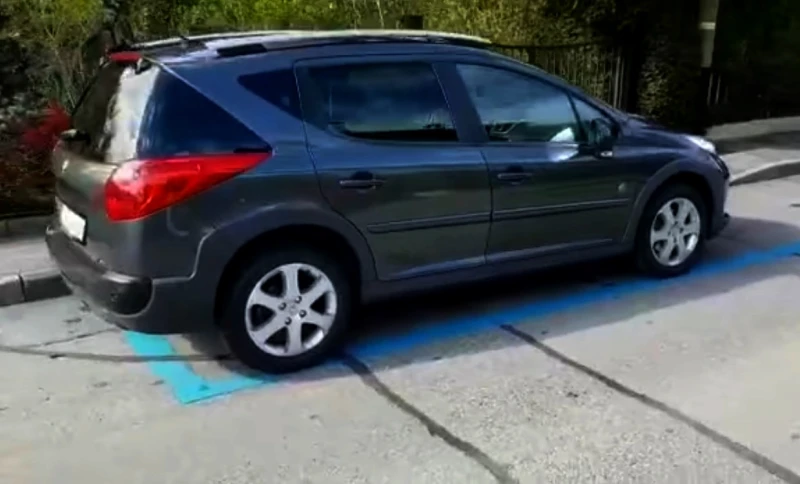 Peugeot 207 1.6, снимка 2 - Автомобили и джипове - 53455859