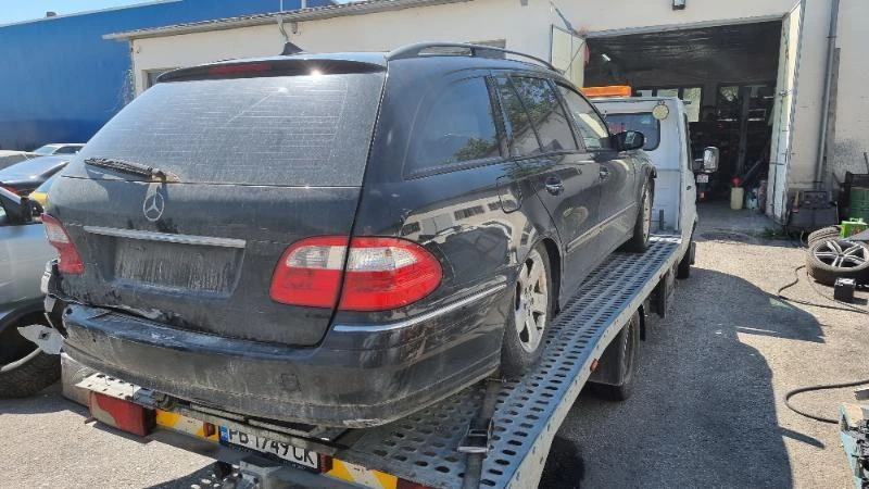 Mercedes-Benz E 320 Cdi 4matik На части!, снимка 2 - Автомобили и джипове - 47214722