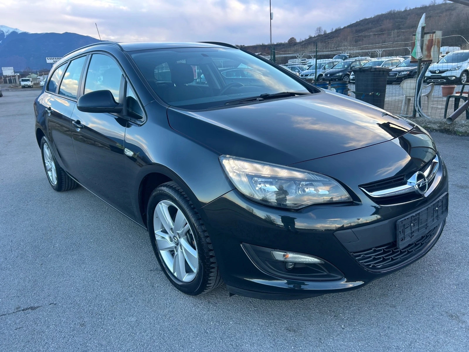 Opel Astra 1.7CDTi-FACELIFT - изображение 3