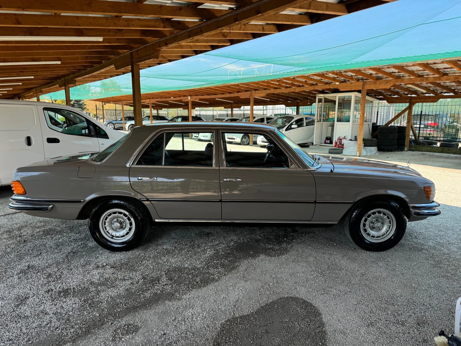 Mercedes-Benz 280 SE, W116, S клас УНИКАТ нов внос Швейцария - изображение 2