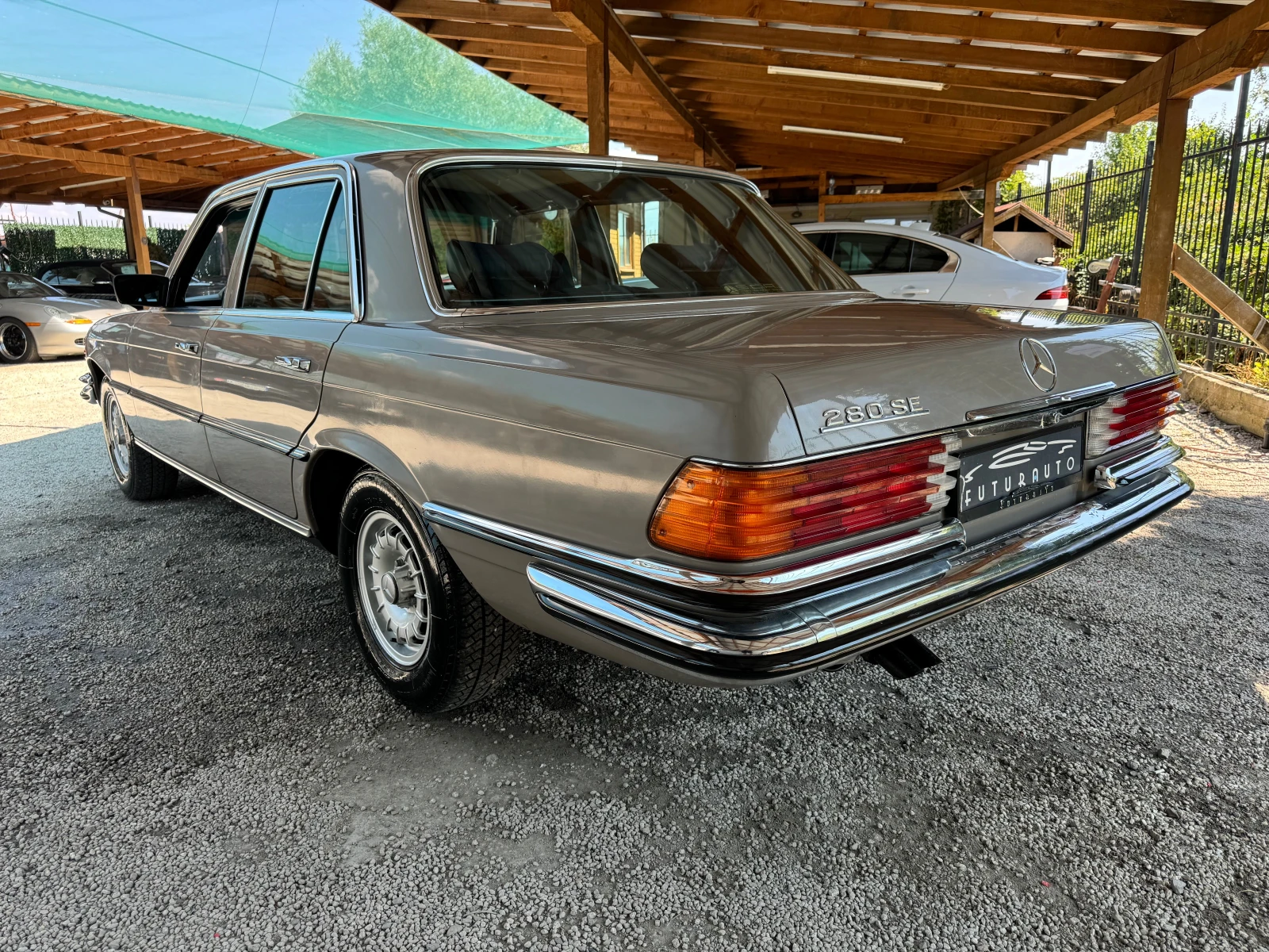 Mercedes-Benz 280 SE, W116, S клас УНИКАТ нов внос Швейцария - изображение 7