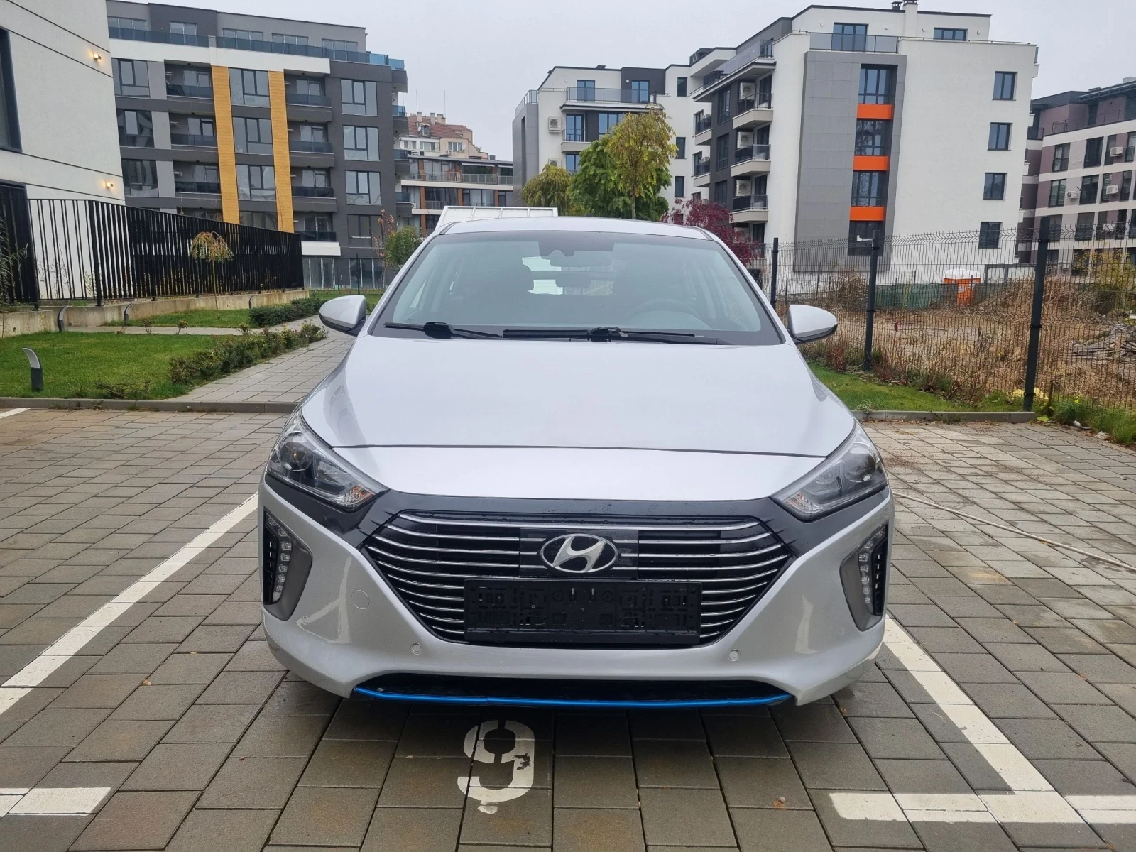 Hyundai Ioniq Full hybrid - изображение 4