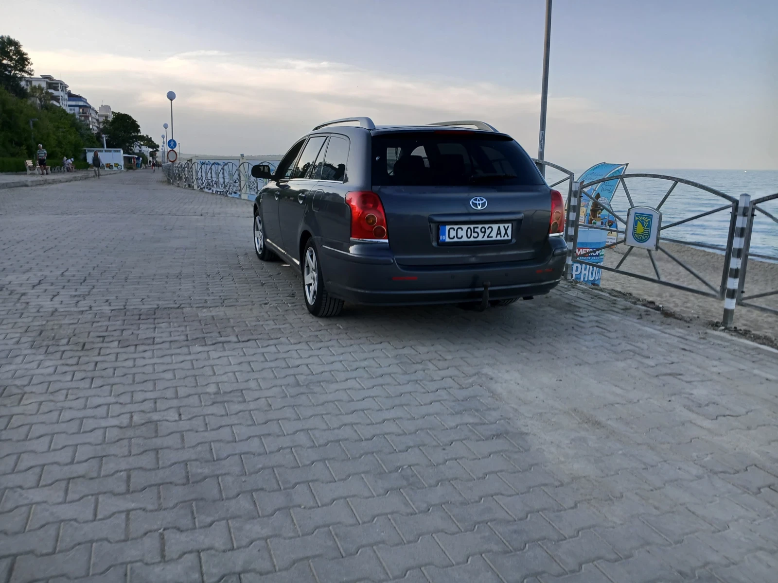 Toyota Avensis  - изображение 9