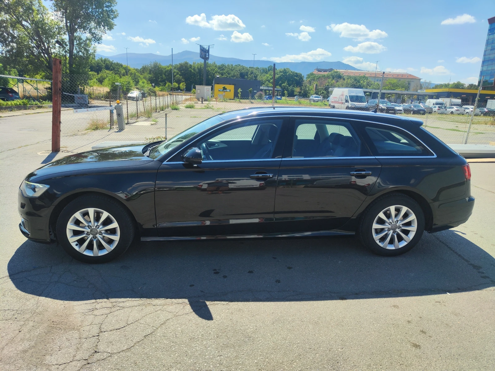 Audi A6 2.0 - изображение 6