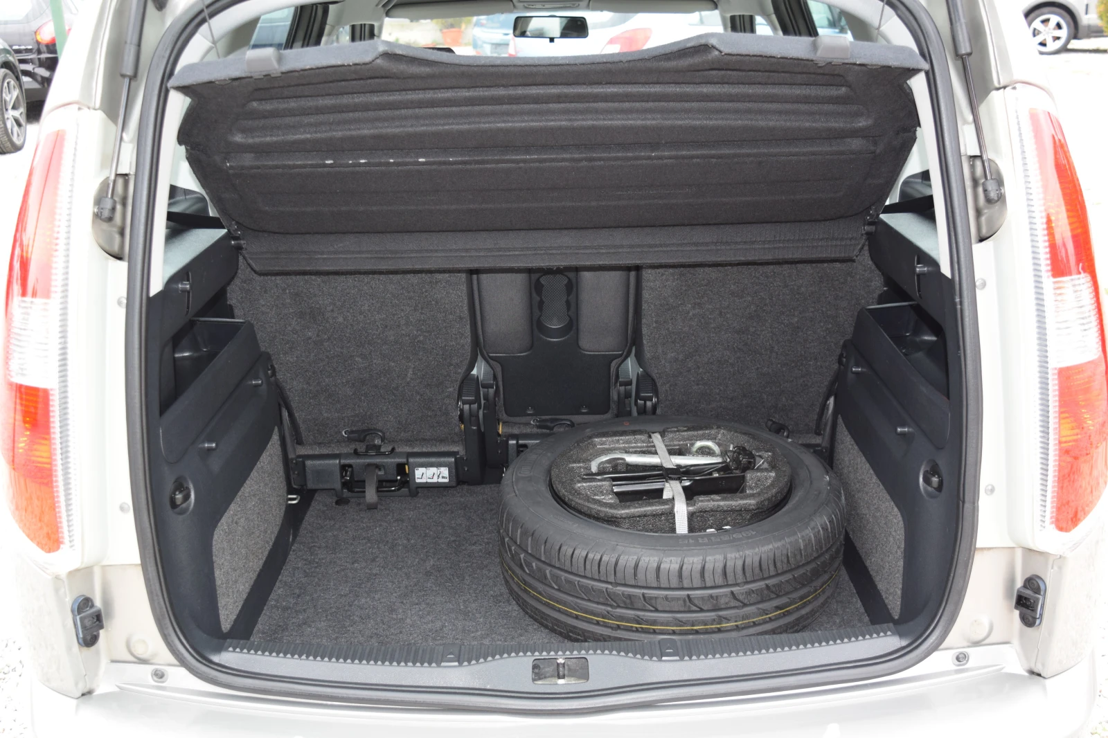 Skoda Roomster 1.6i* 105 kc*  Landi renzo | Mobile.bg   15