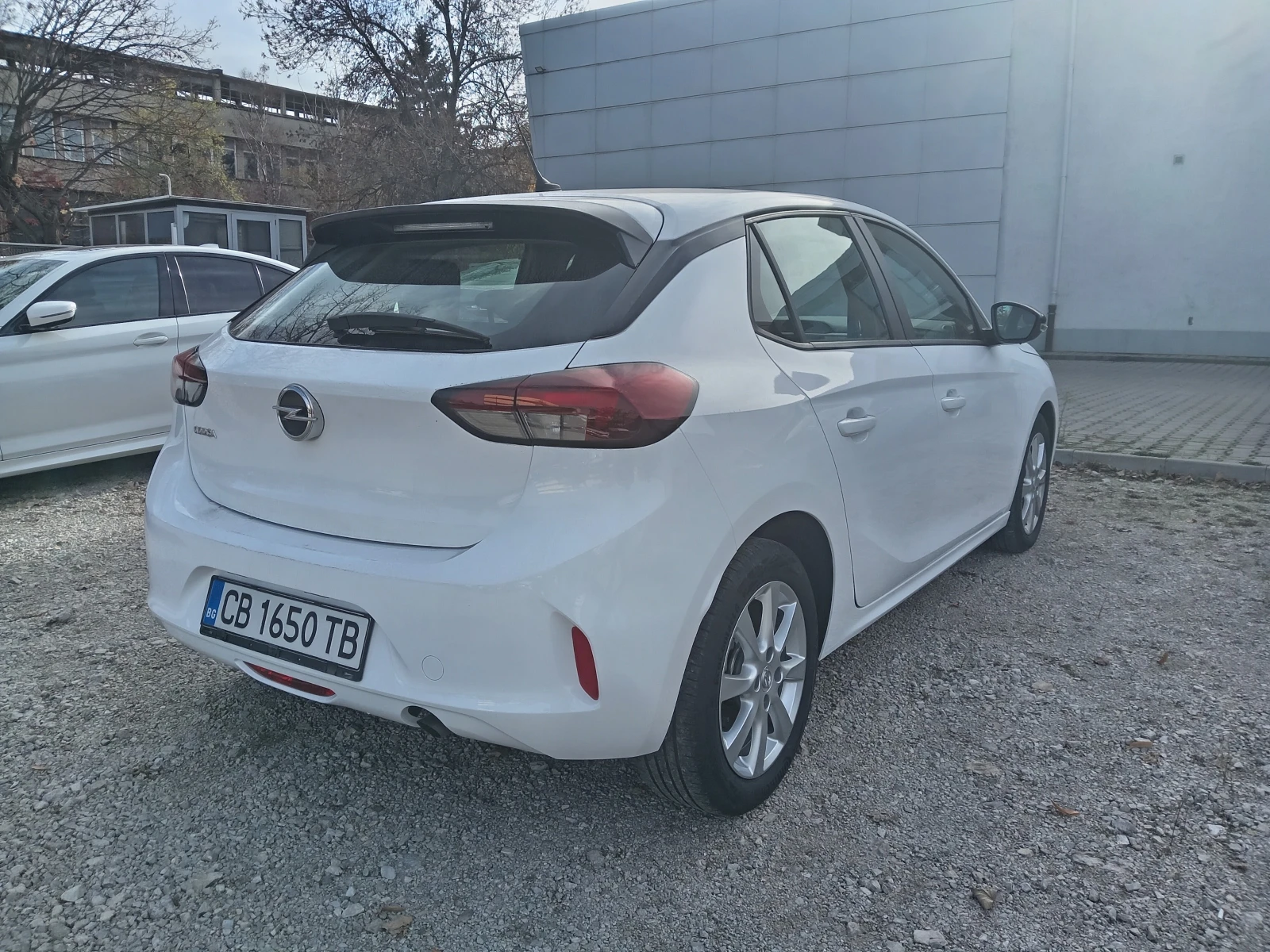 Opel Corsa 1.2T - изображение 3