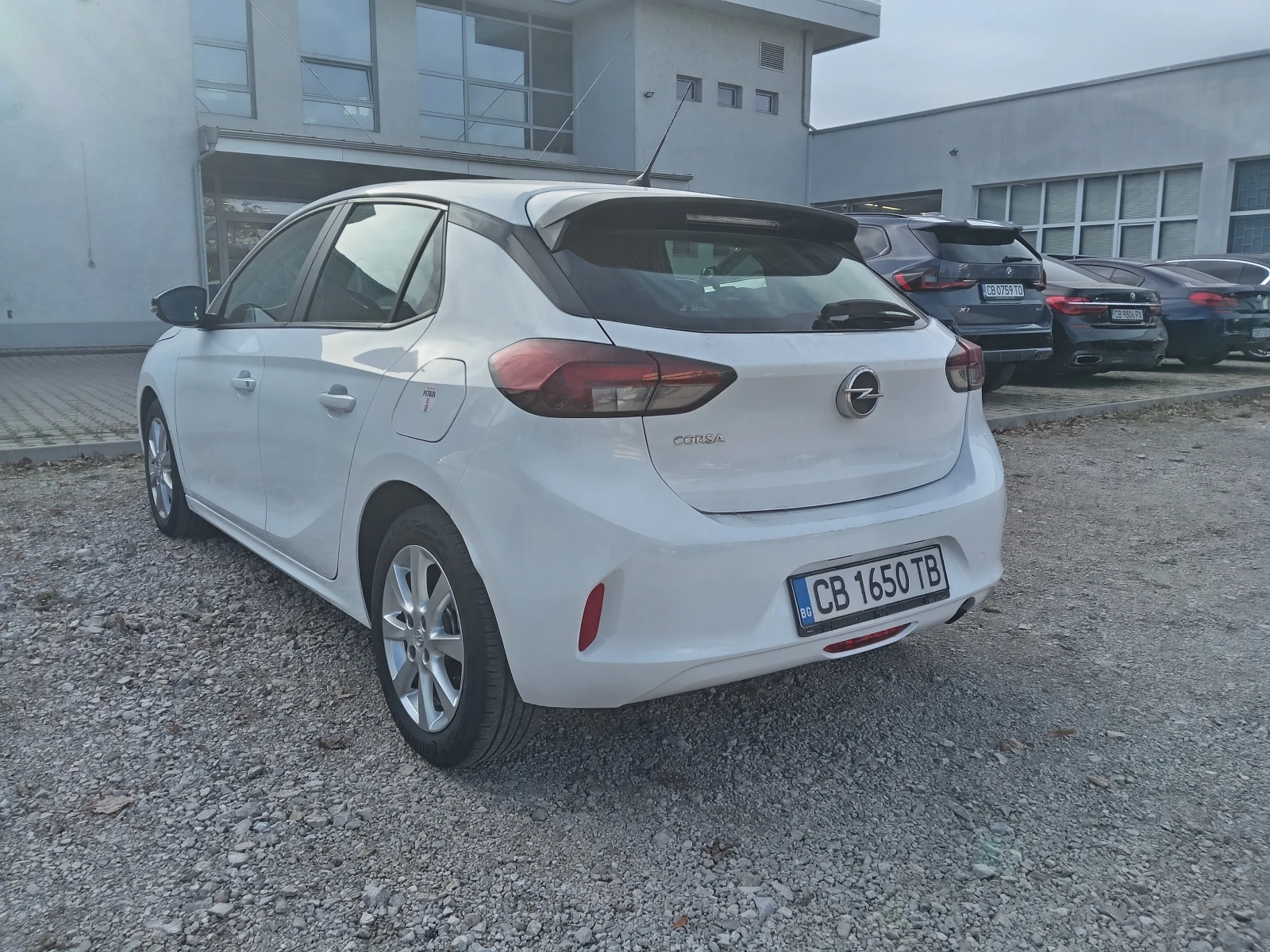 Opel Corsa 1.2T - изображение 4