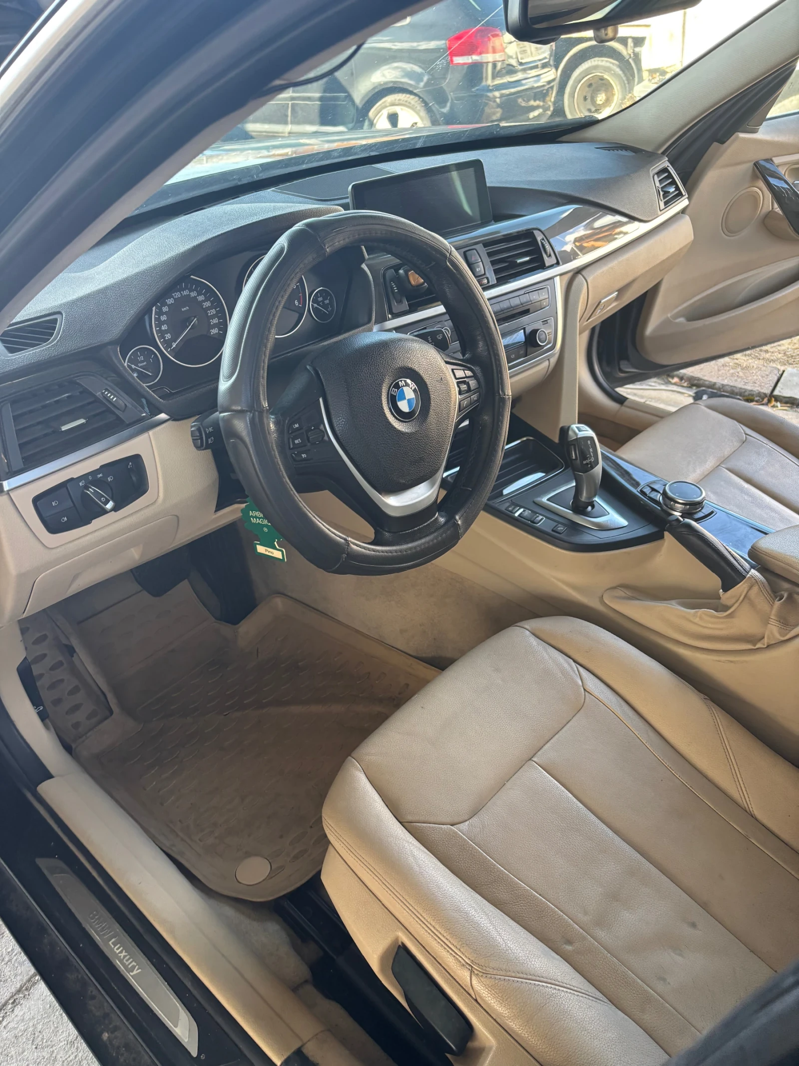 BMW 320 sedan top - изображение 6