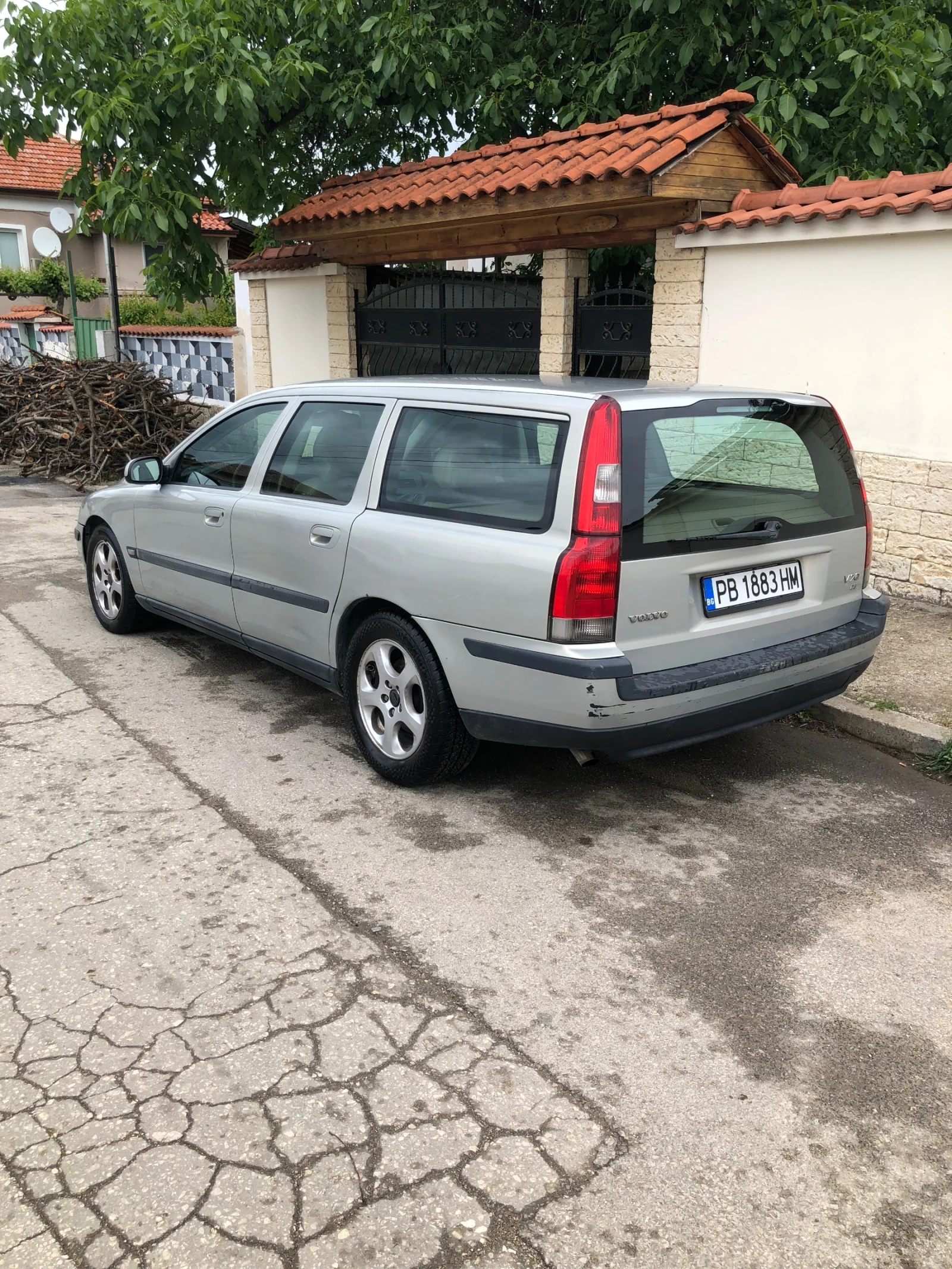Volvo V70 2.4D5 - изображение 4
