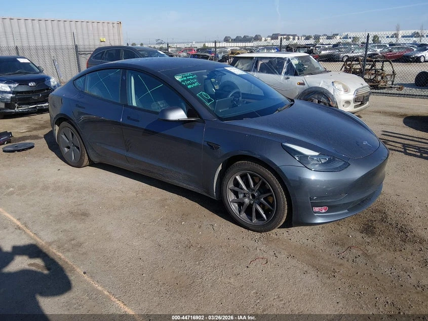 Tesla Model 3 Rear-Wheel Drive