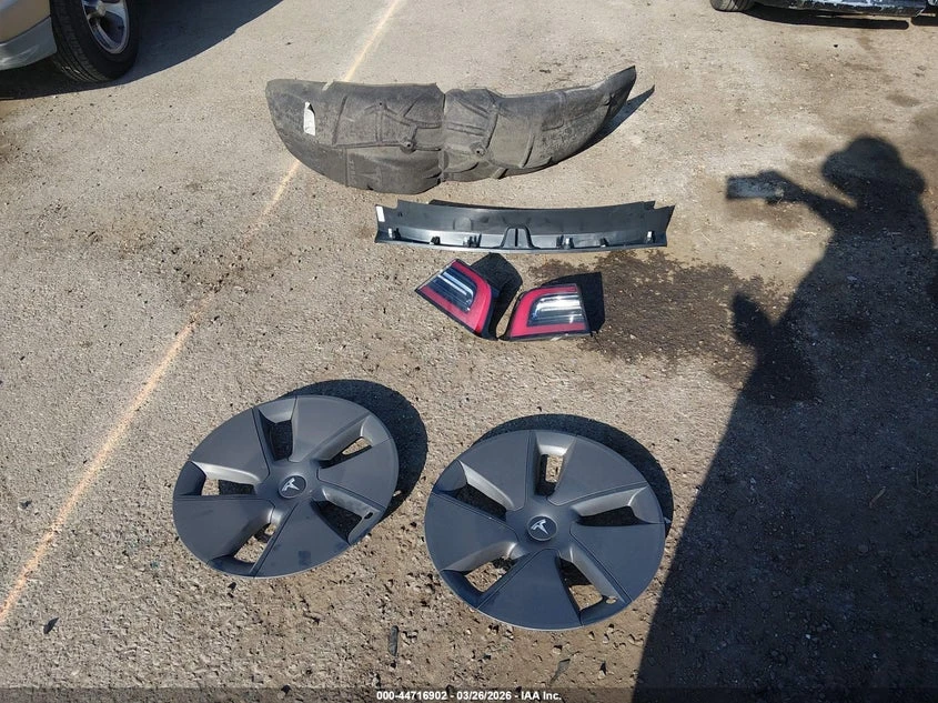 Tesla Model 3 Rear-Wheel Drive, снимка 12 - Автомобили и джипове - 54324125