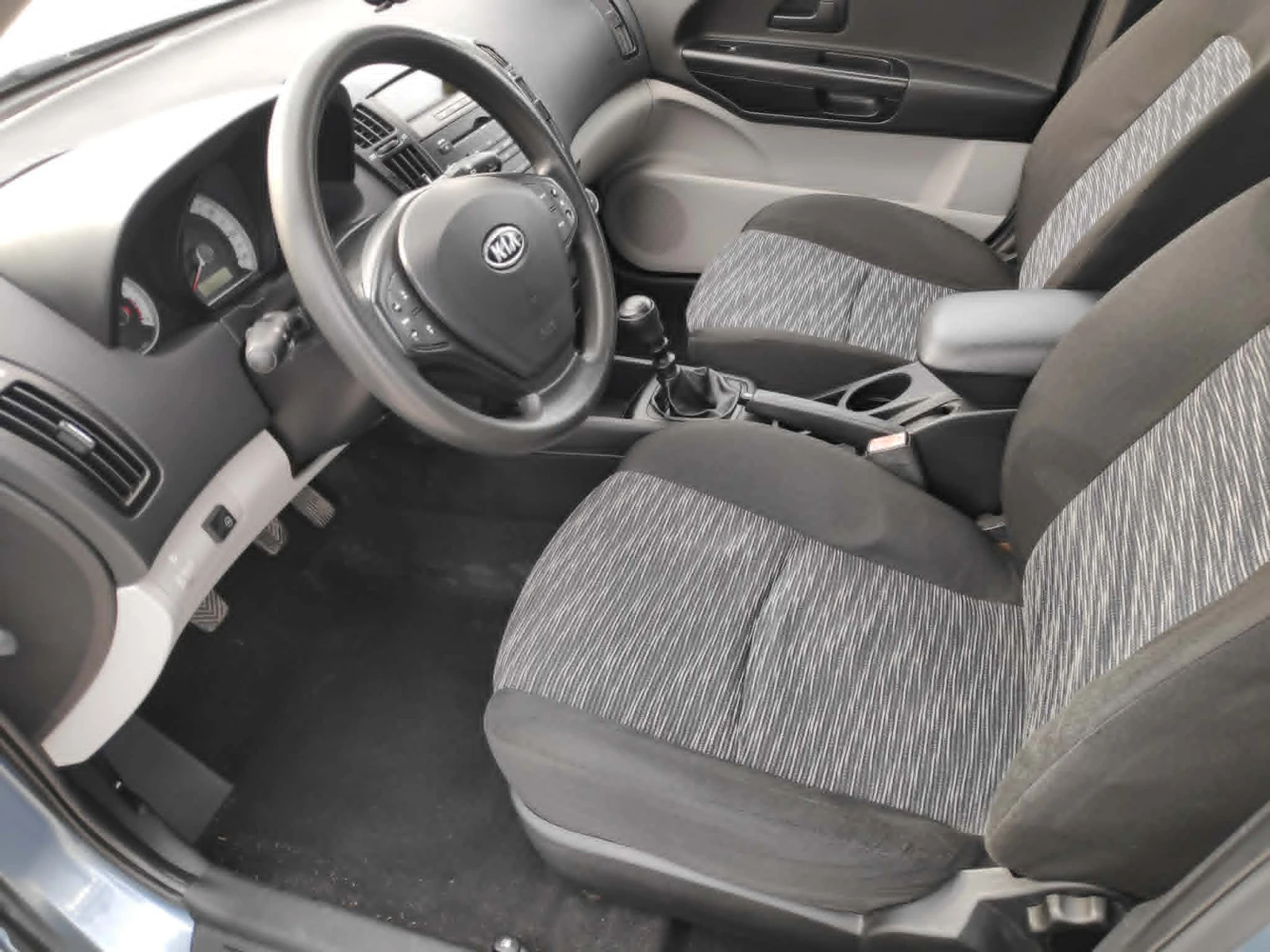Kia Ceed 1.4 газ/бензин, снимка 9 - Автомобили и джипове - 54416736