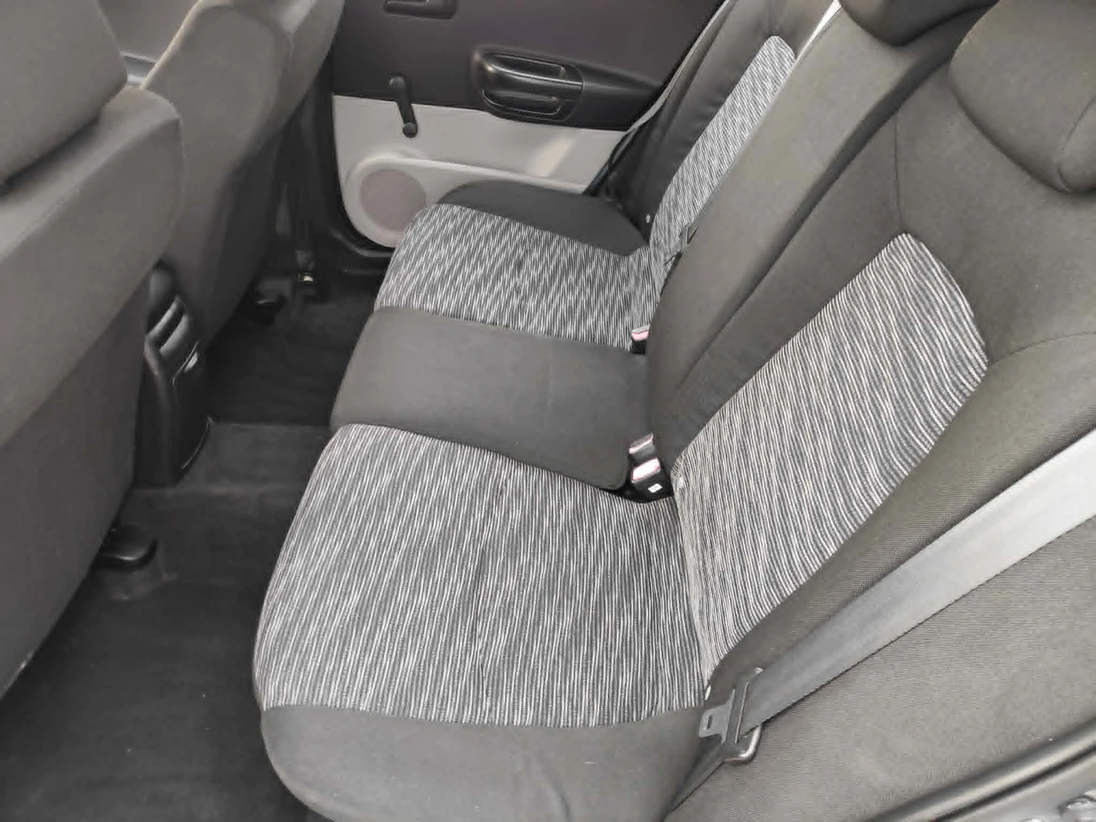 Kia Ceed 1.4 газ/бензин, снимка 12 - Автомобили и джипове - 54416736
