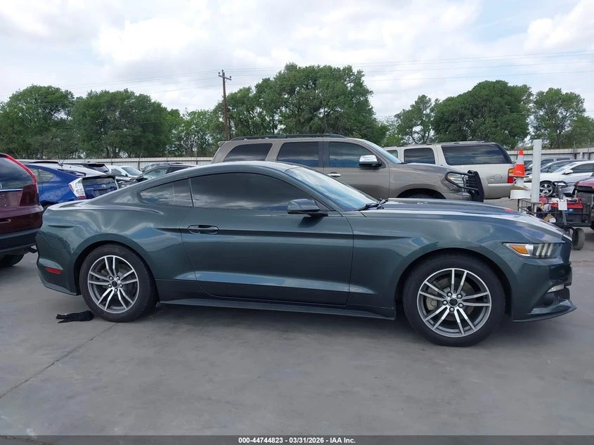 Ford Mustang 2.3l Ecoboost, снимка 13 - Автомобили и джипове - 54655741