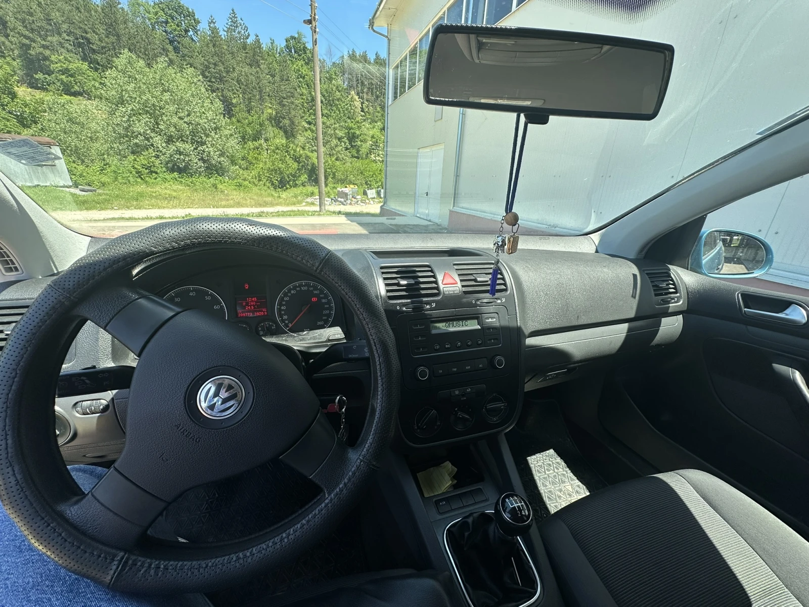 VW Golf, снимка 8 - Автомобили и джипове - 54708352