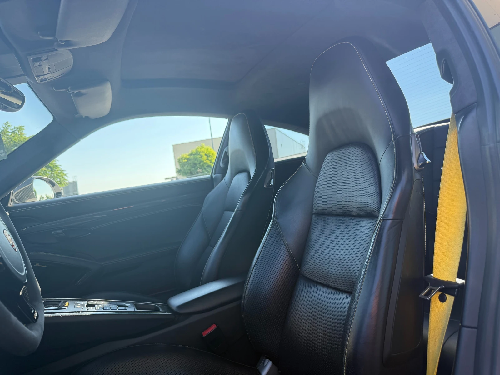 Porsche 911 / Turbo S / PDLS / Carbon Ceramic / Burmester / , снимка 11 - Автомобили и джипове - 55007618