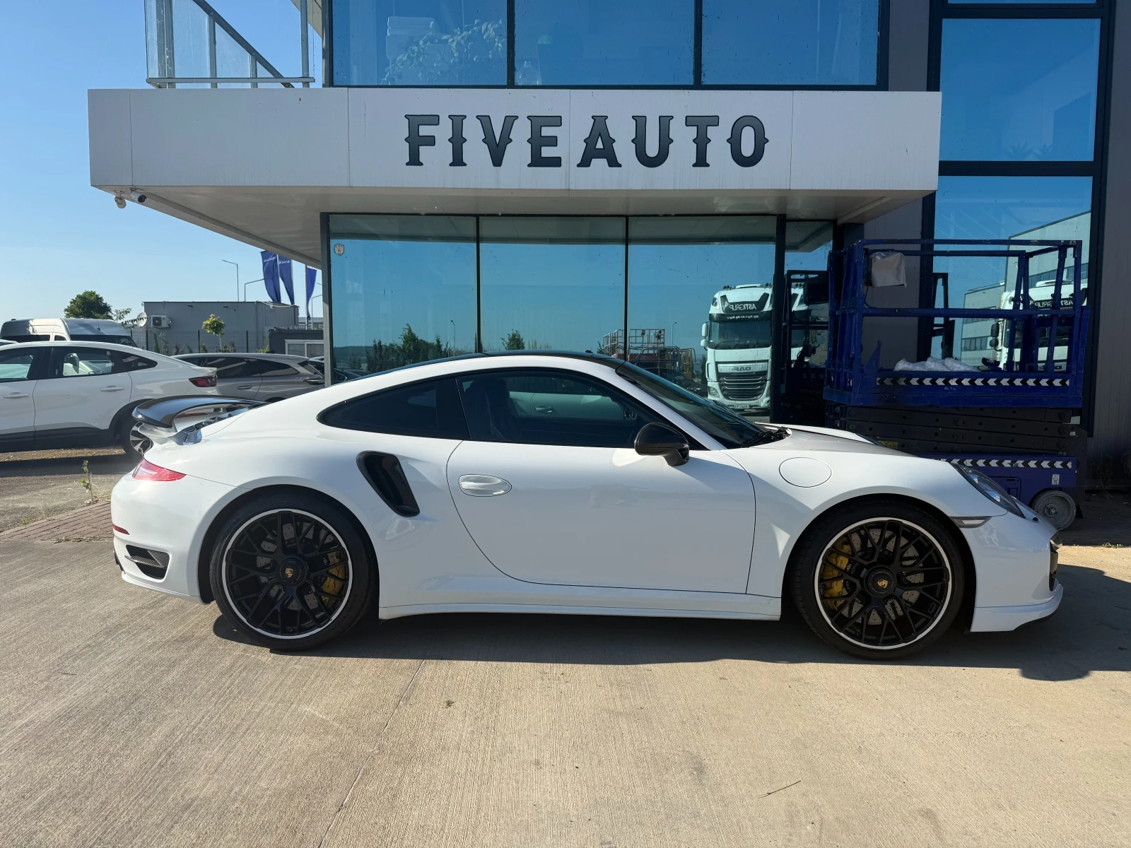 Porsche 911 / Turbo S / PDLS / Carbon Ceramic / Burmester / , снимка 8 - Автомобили и джипове - 55007618
