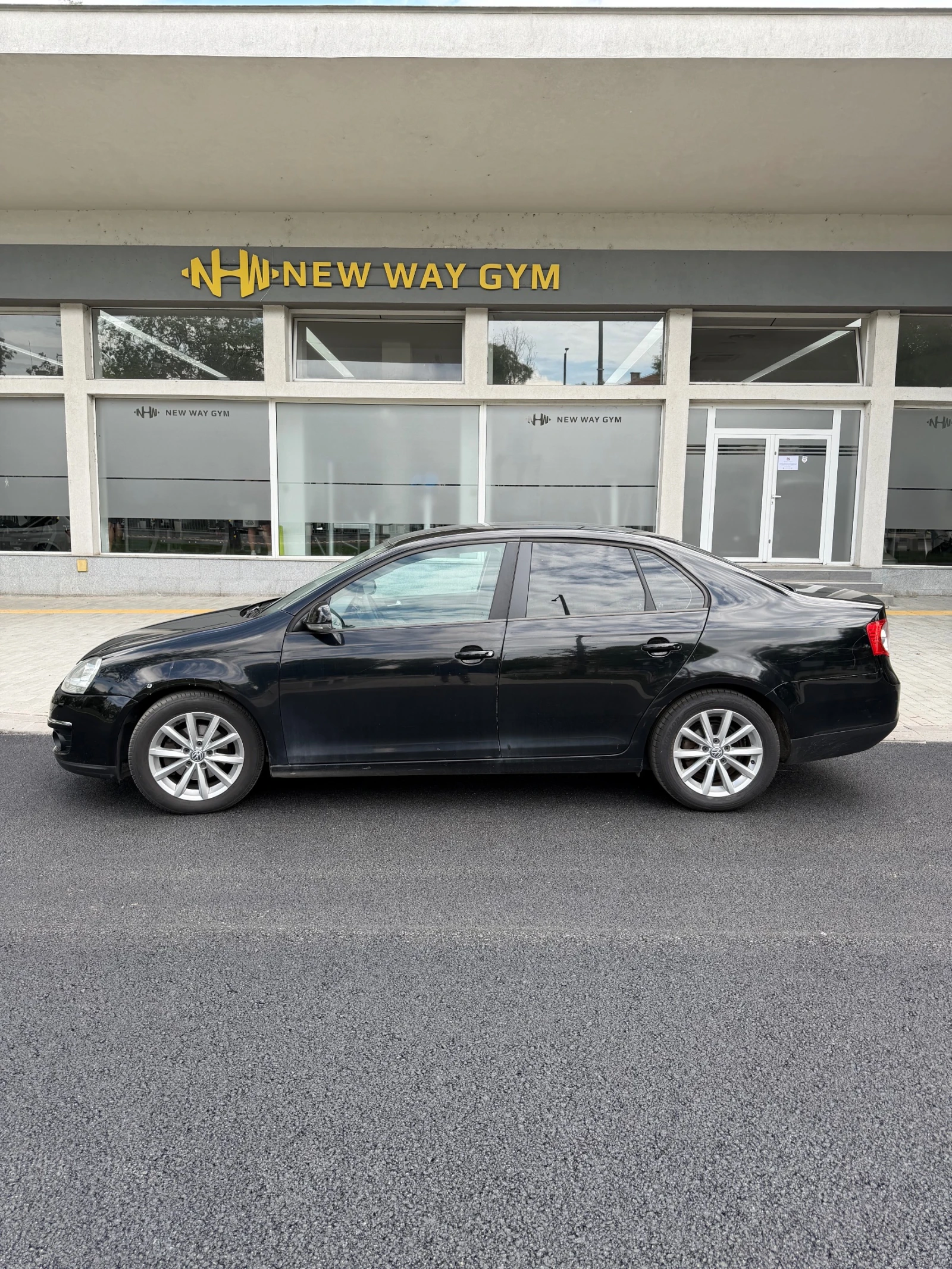 VW Jetta 1.6, снимка 12 - Автомобили и джипове - 55355296