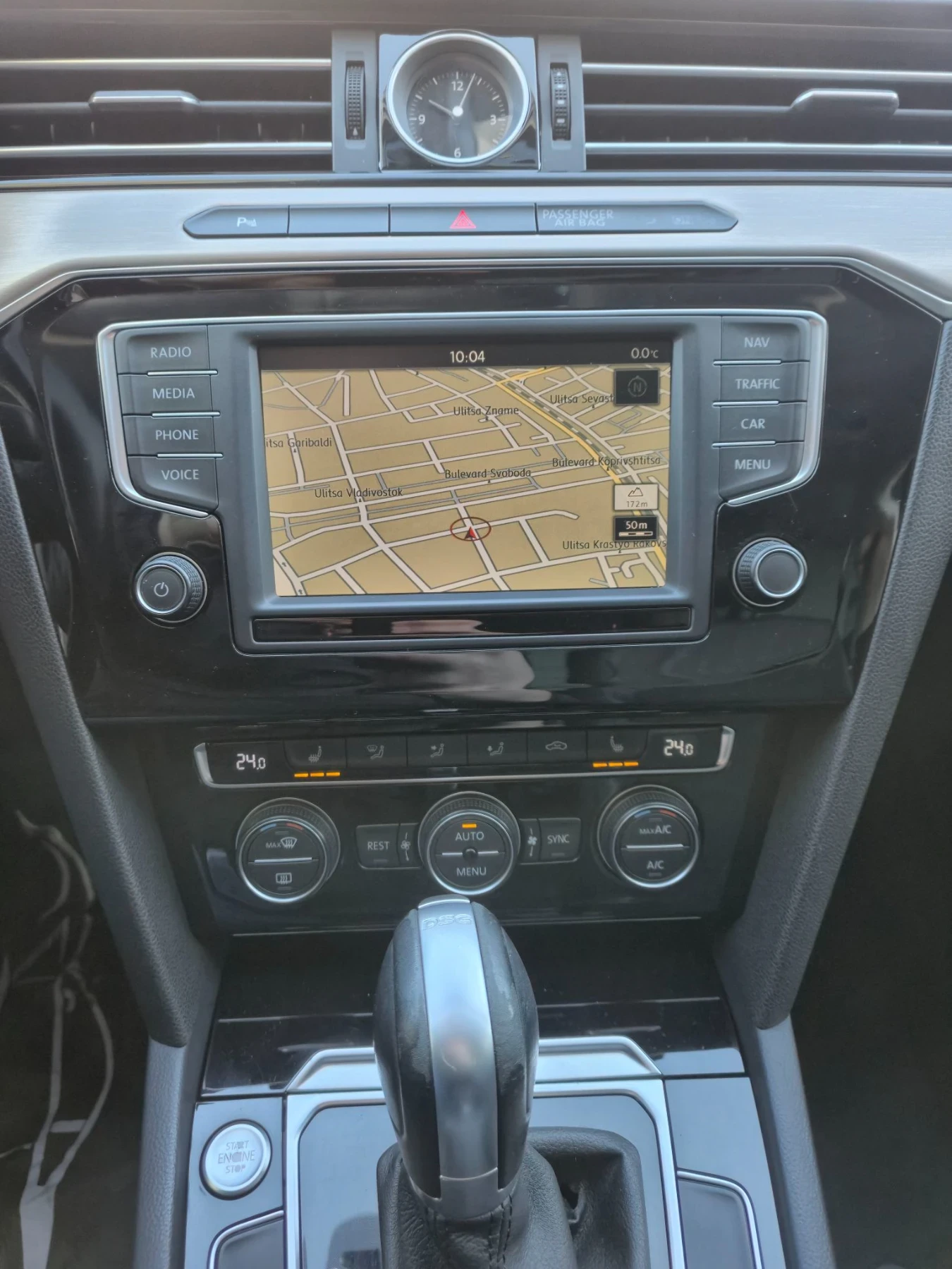 VW Passat 2.0 HightLine, снимка 13 - Автомобили и джипове - 55737530