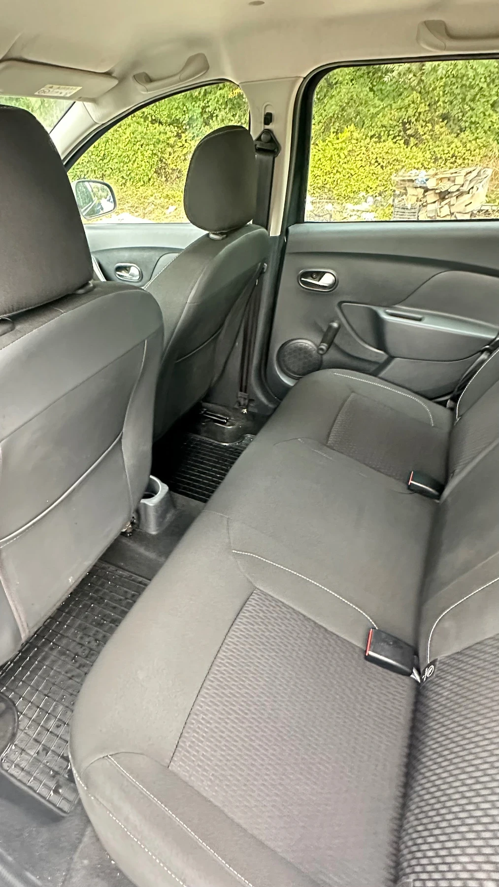 Dacia Sandero 1.0 73 к.с, снимка 11 - Автомобили и джипове - 56257465