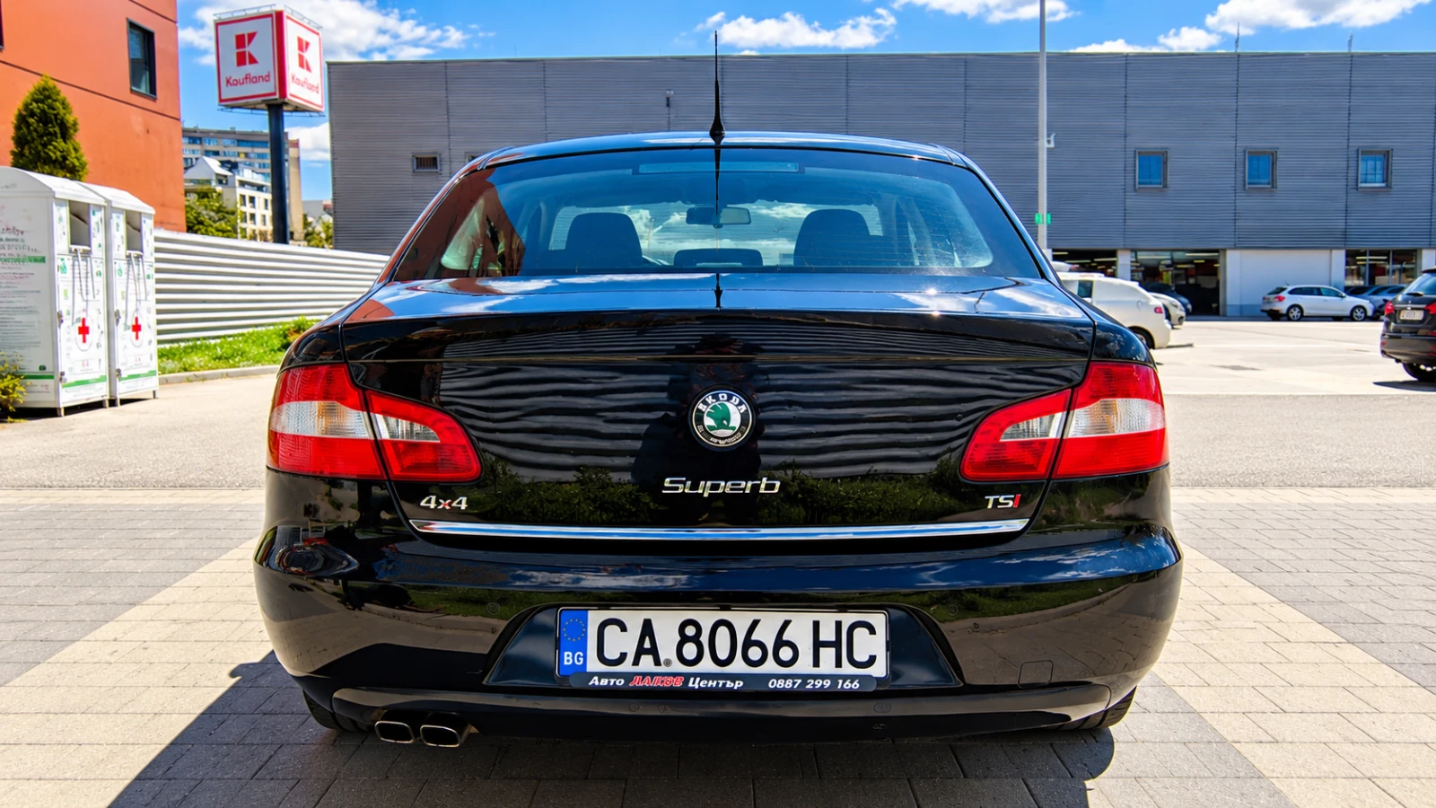 Skoda Superb 4x4 DSG TSI ОБСЛУЖЕНА, снимка 10 - Автомобили и джипове - 56270895