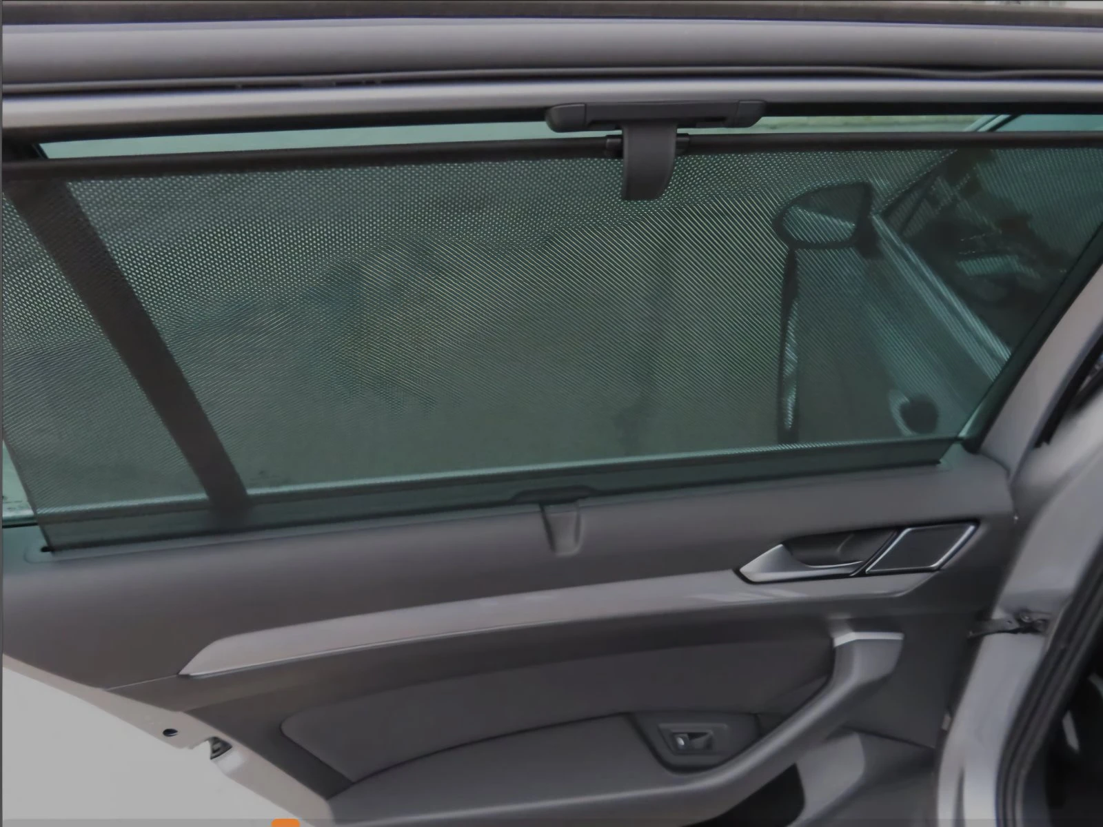 VW Passat 2.0 TDI, снимка 7 - Автомобили и джипове - 56279240