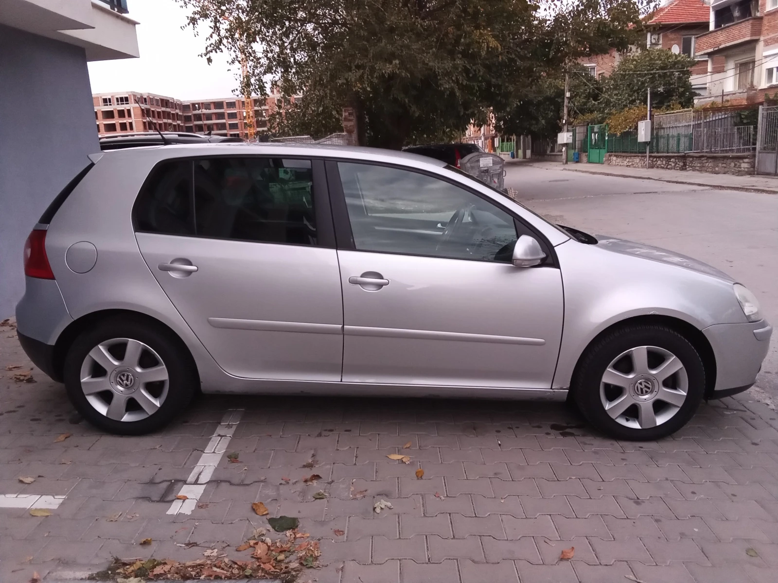 VW Golf 1.6i-102kc., снимка 5 - Автомобили и джипове - 56683243