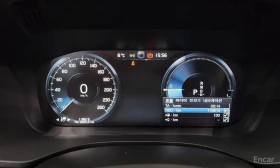 Volvo XC60 HYBRID* R* DESIGN* ХЕДЪП* 360КАМЕРА* LANE* ASSIST*, снимка 13