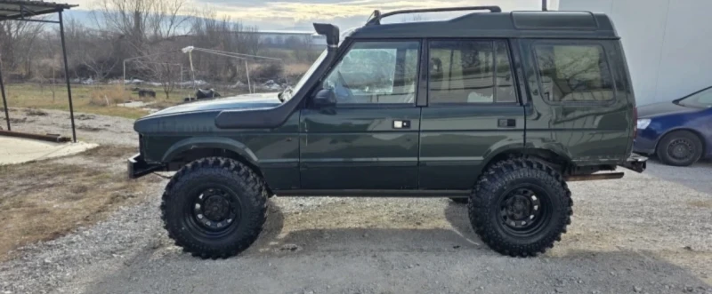 Land Rover Discovery 2.5 TDI, снимка 2 - Автомобили и джипове - 53136318