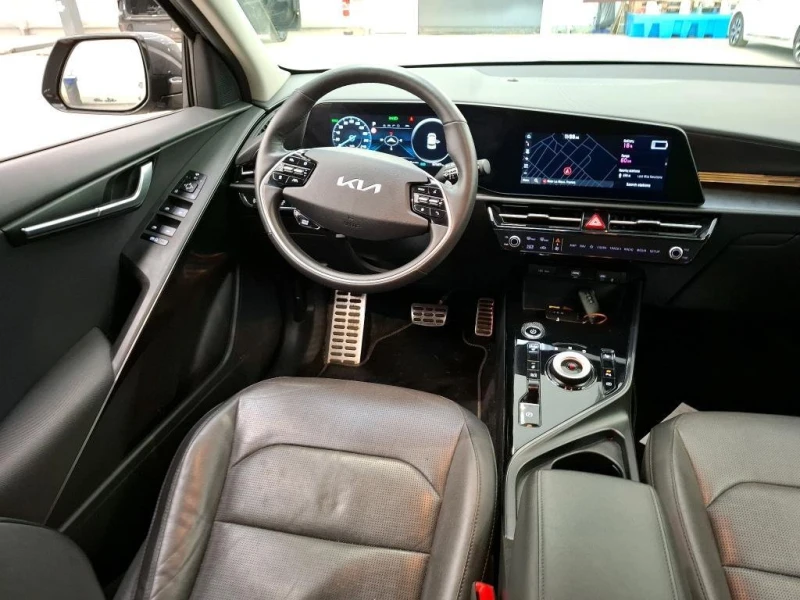 Kia Niro * ОЧАКВАН ВНОС* 65 KWH* SOH 100%* , снимка 4 - Автомобили и джипове - 53169268