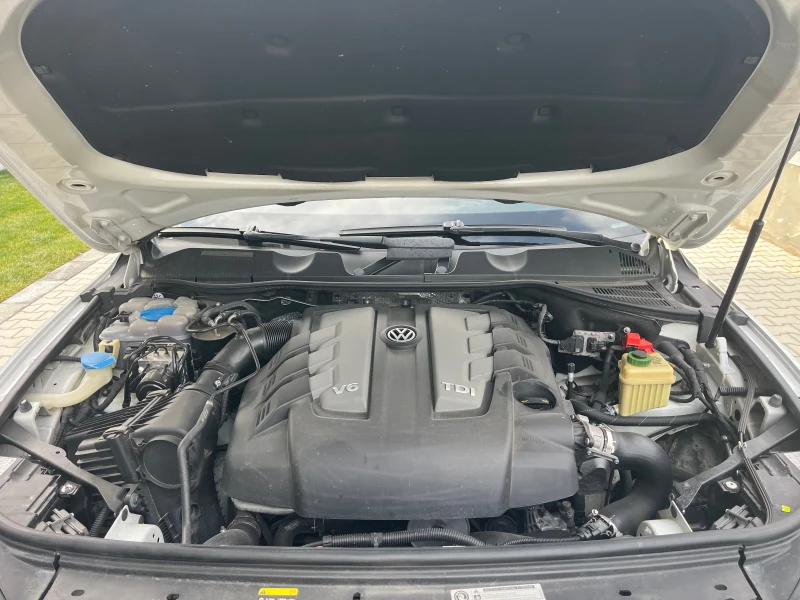 VW Touareg 3.0 TDI R-Line Off road Plus , снимка 11 - Автомобили и джипове - 53486484