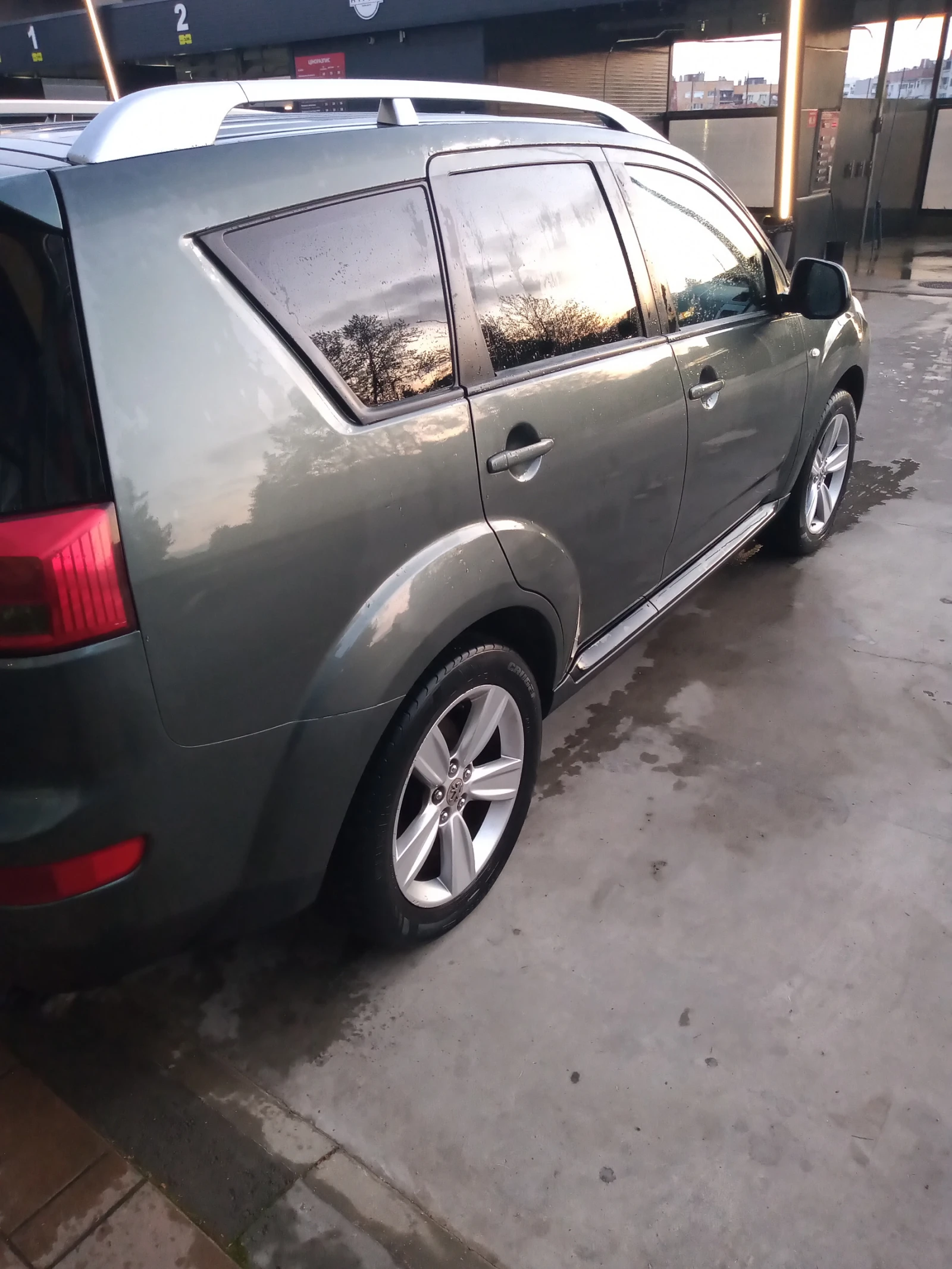 Peugeot 4007 2.2hdiнавигаци - изображение 2