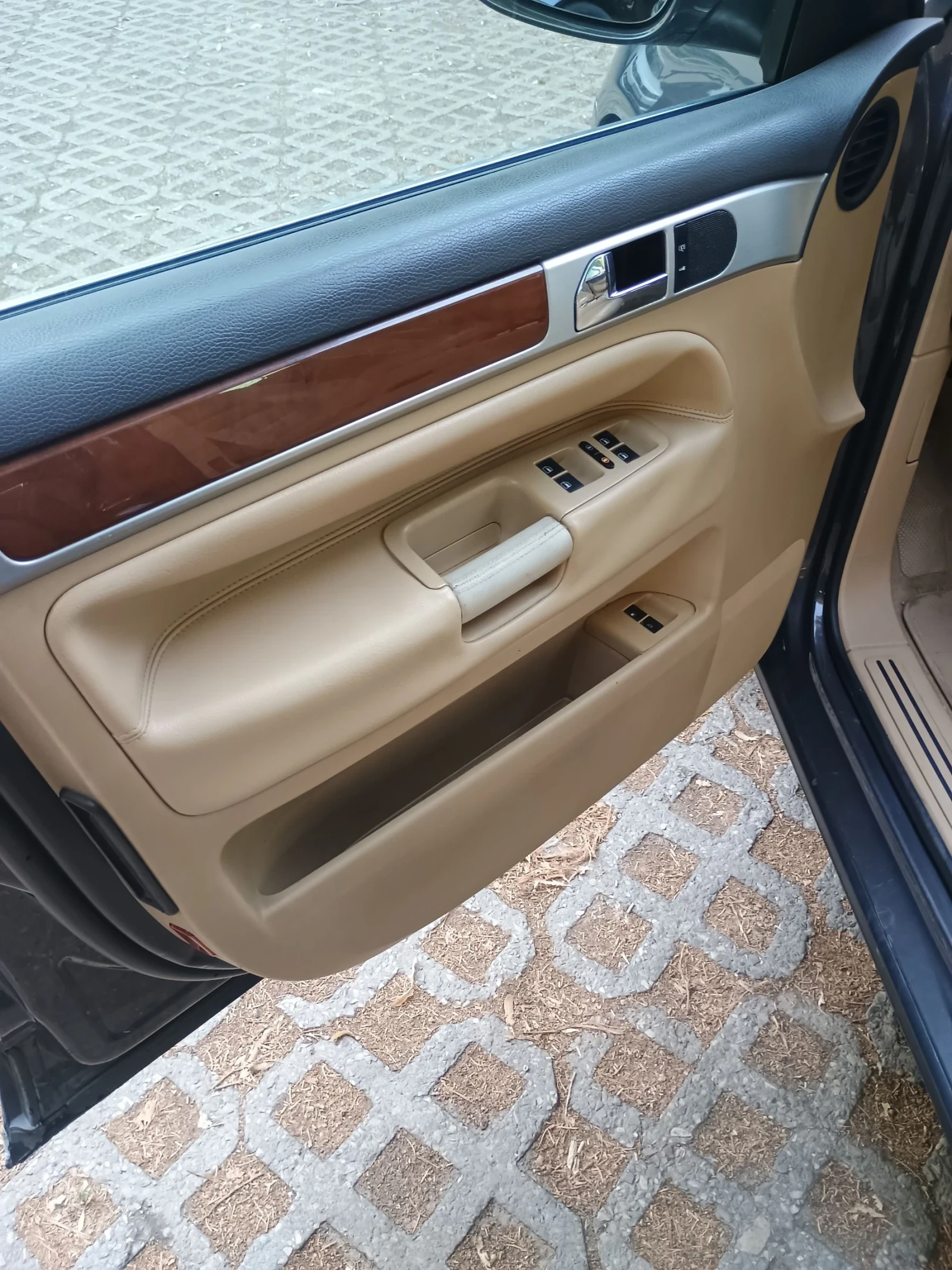 VW Touareg  - изображение 8