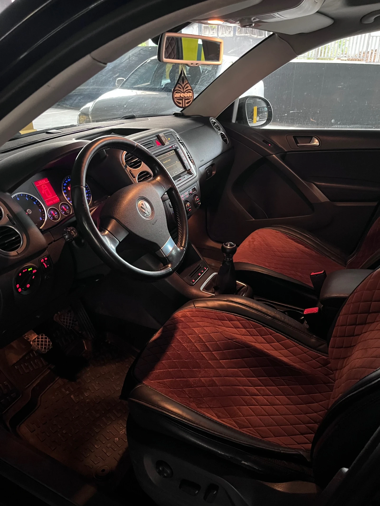 VW Tiguan 1.4 tsi 4motion | Mobile.bg   7