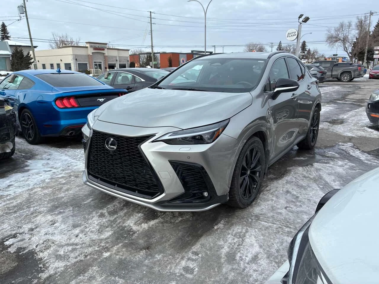 Lexus NX 450  450h+ / CARFAX / 360 /DIS / PANO/ NAVI | Mobile.bg � ����������� 1