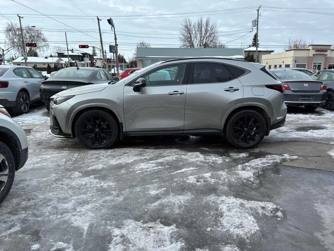 Lexus NX 450  450h+ / CARFAX / 360 /DIS / PANO/ NAVI | Mobile.bg � ����������� 2