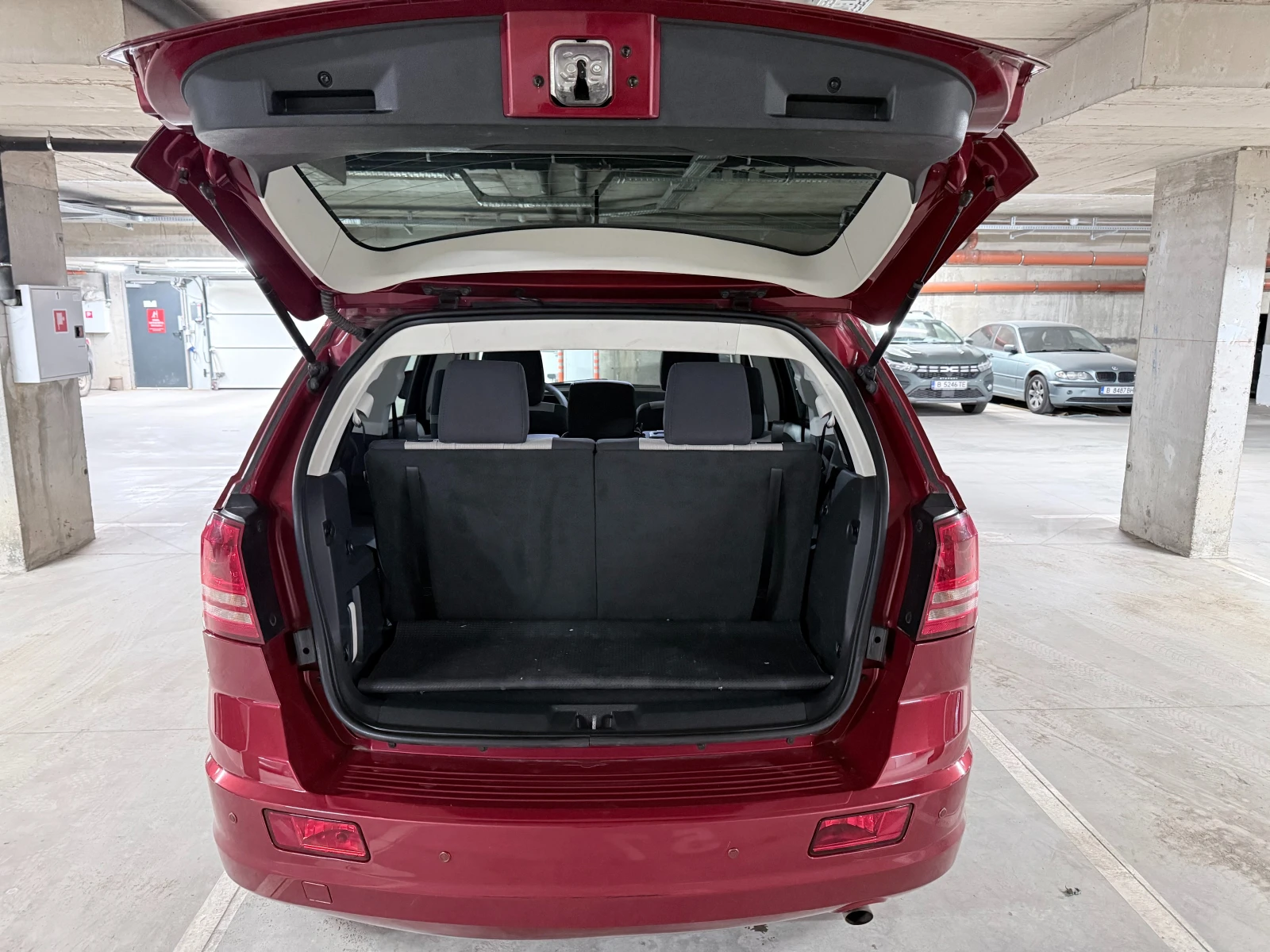 Dodge Journey, снимка 17 - Автомобили и джипове - 53740540