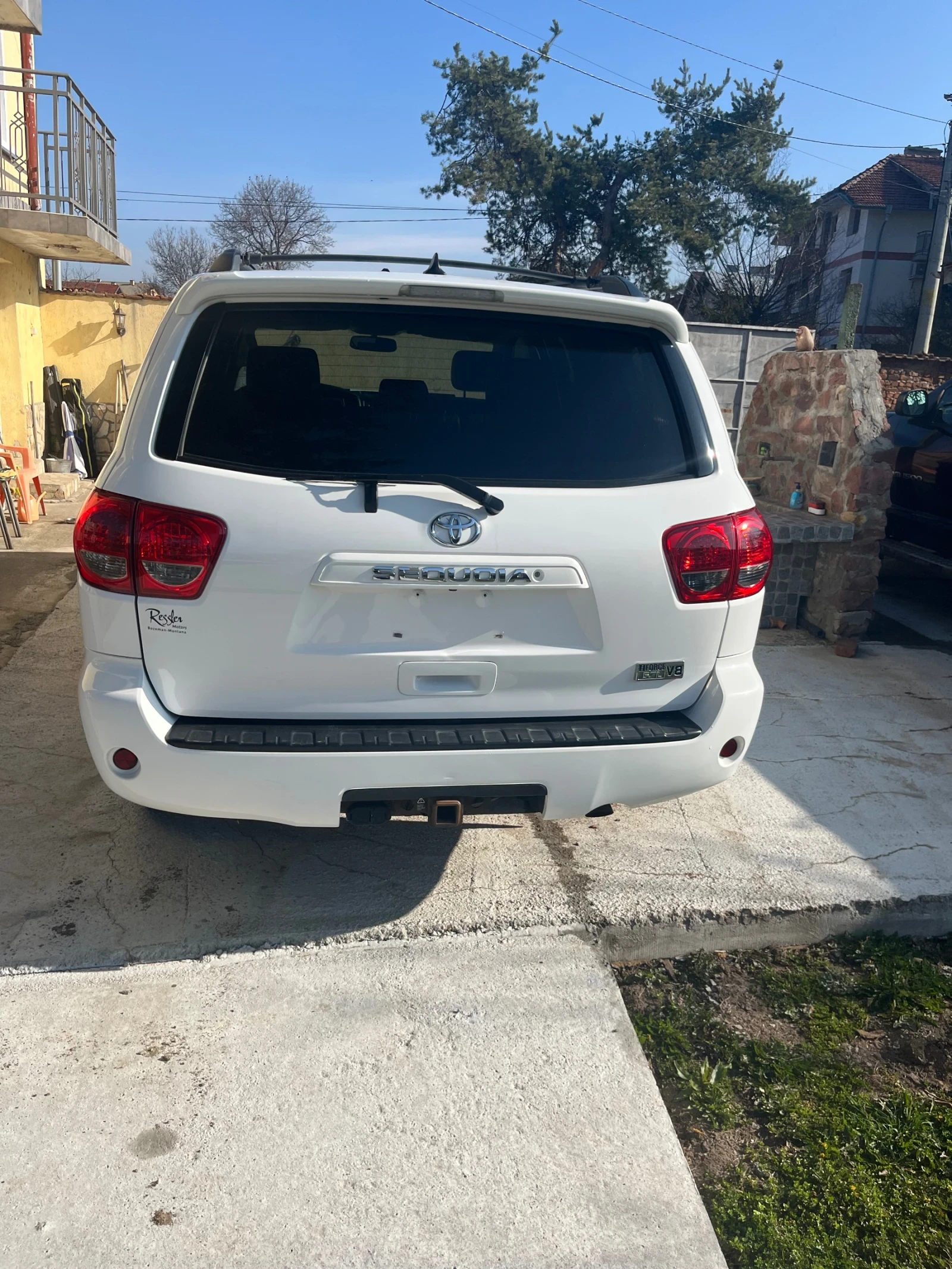 Toyota Sequoia 5.7 v8 4x4, снимка 4 - Автомобили и джипове - 53863912