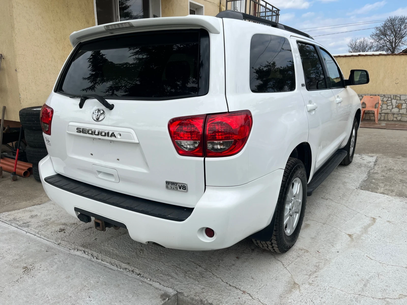 Toyota Sequoia 5.7 v8 4x4, снимка 5 - Автомобили и джипове - 53863912