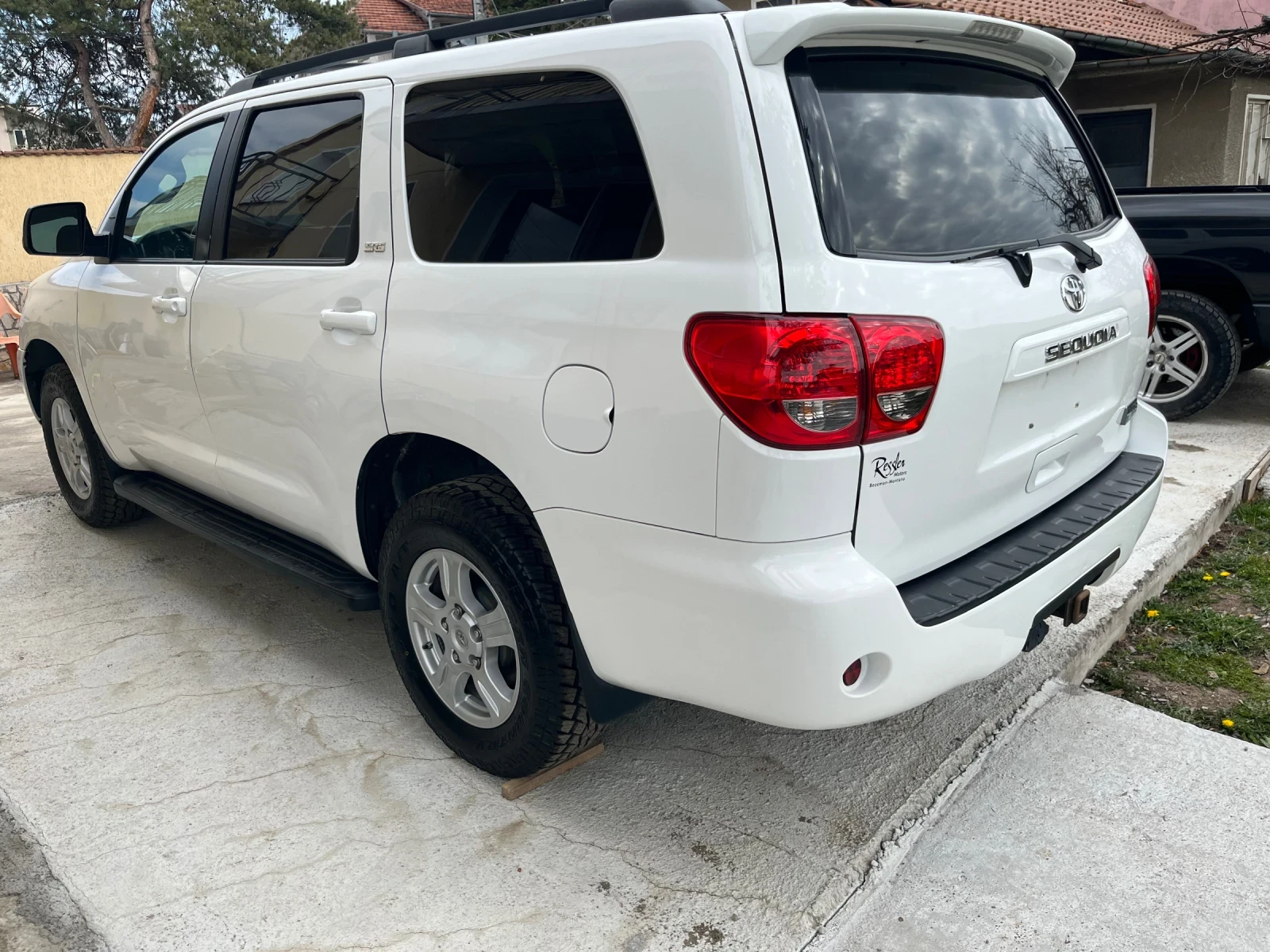 Toyota Sequoia 5.7 v8 4x4, снимка 6 - Автомобили и джипове - 53863912