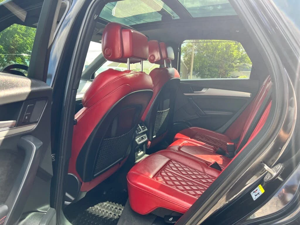 Audi SQ5 quattro* Premium* АвтоКредит* (ЦЕНА ДО БГ), снимка 17 - Автомобили и джипове - 54001954