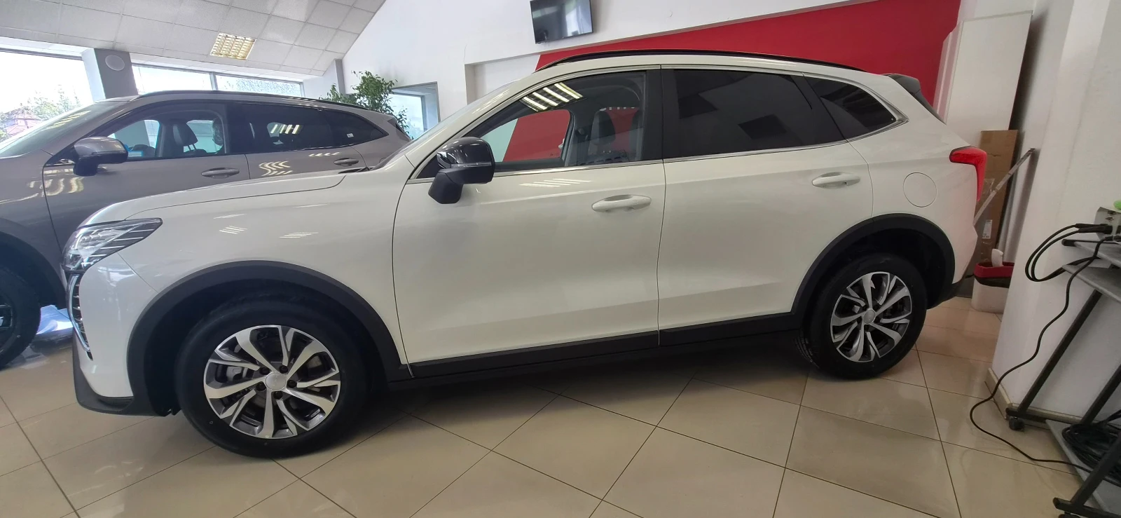 Haval Jolion ГАРАНЦИЯ 7г. или 200 000км., снимка 5 - Автомобили и джипове - 54283277