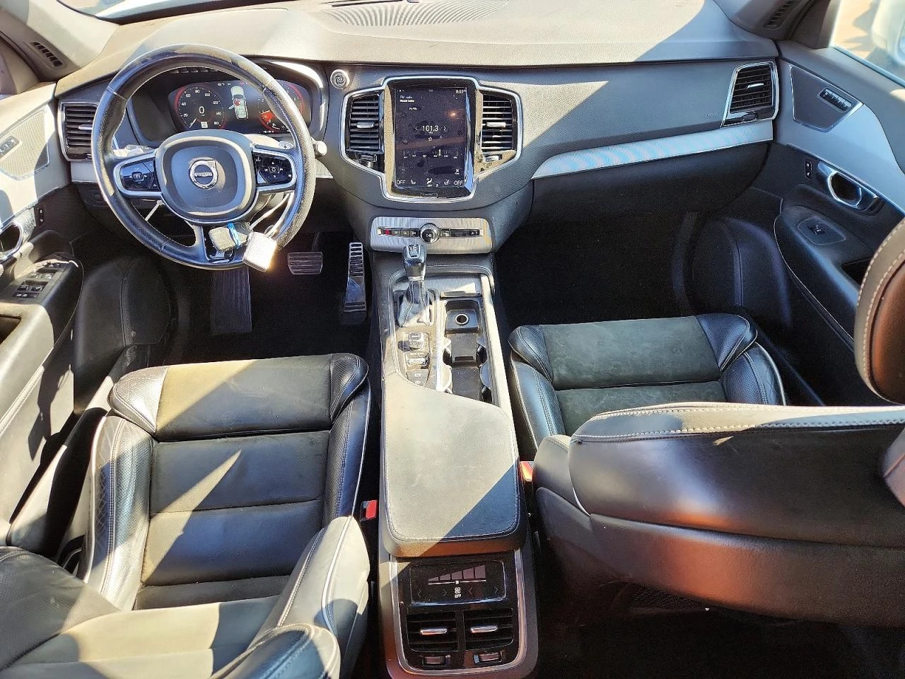 Volvo Xc90 2.0l T6, снимка 8 - Автомобили и джипове - 55277641
